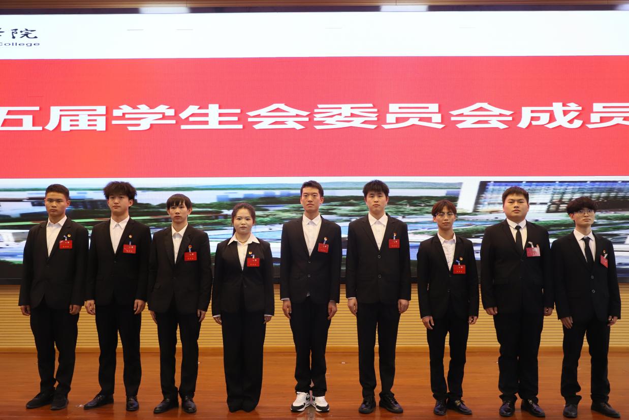 图示, 示意图
中度可信度描述已自动生成:ver1